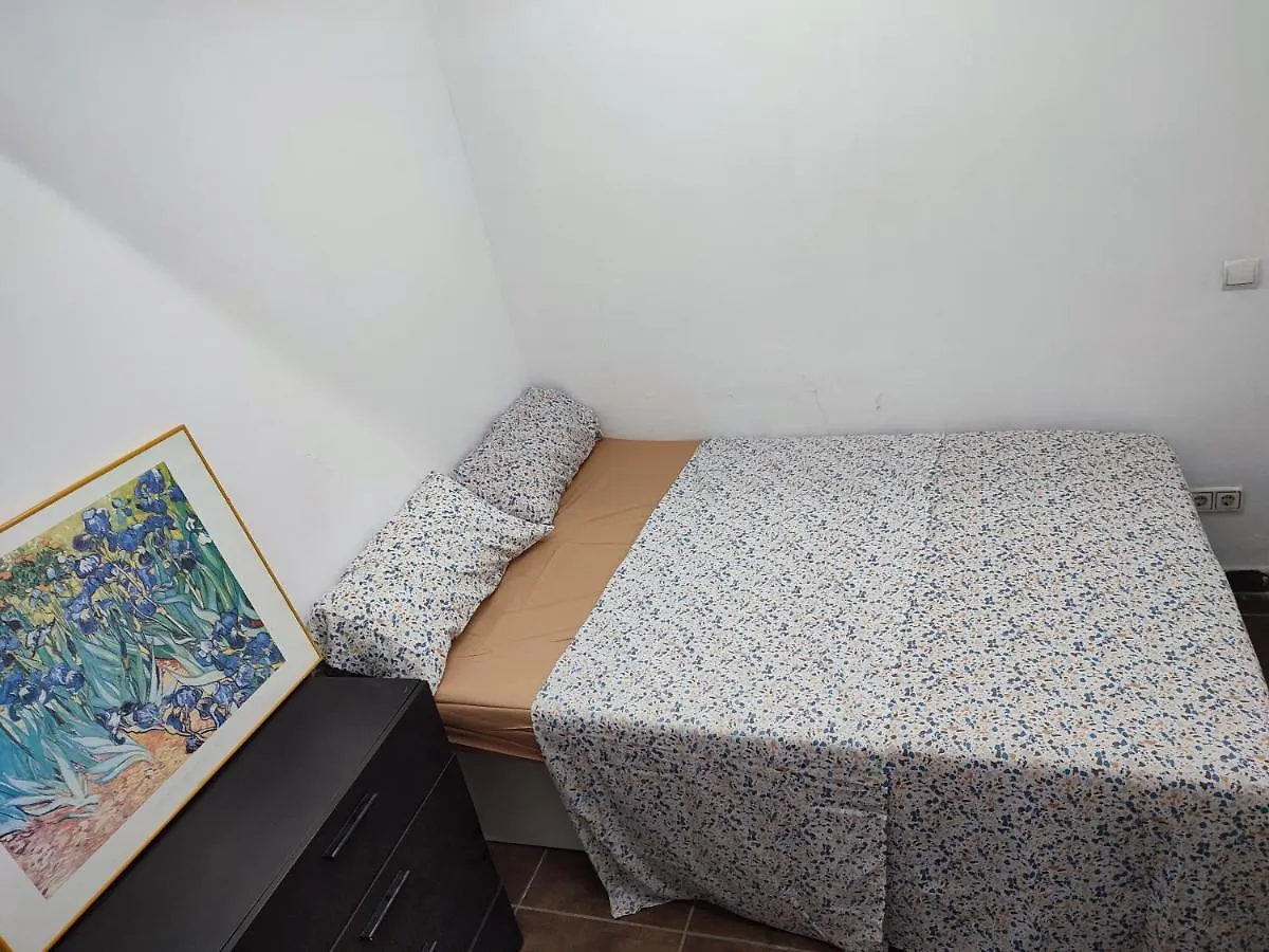 شقة برشلونة  في Nice Flat Within Walking Range To The Beach
